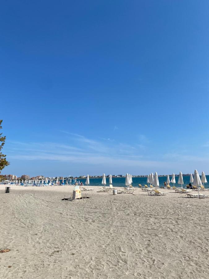 Private Apartments By The Sea With A Large Terrace In Apart Hotel! Pomorie Exterior foto