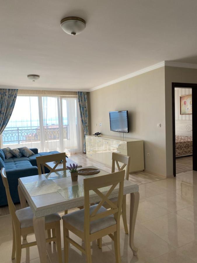 Private Apartments By The Sea With A Large Terrace In Apart Hotel! Pomorie Exterior foto