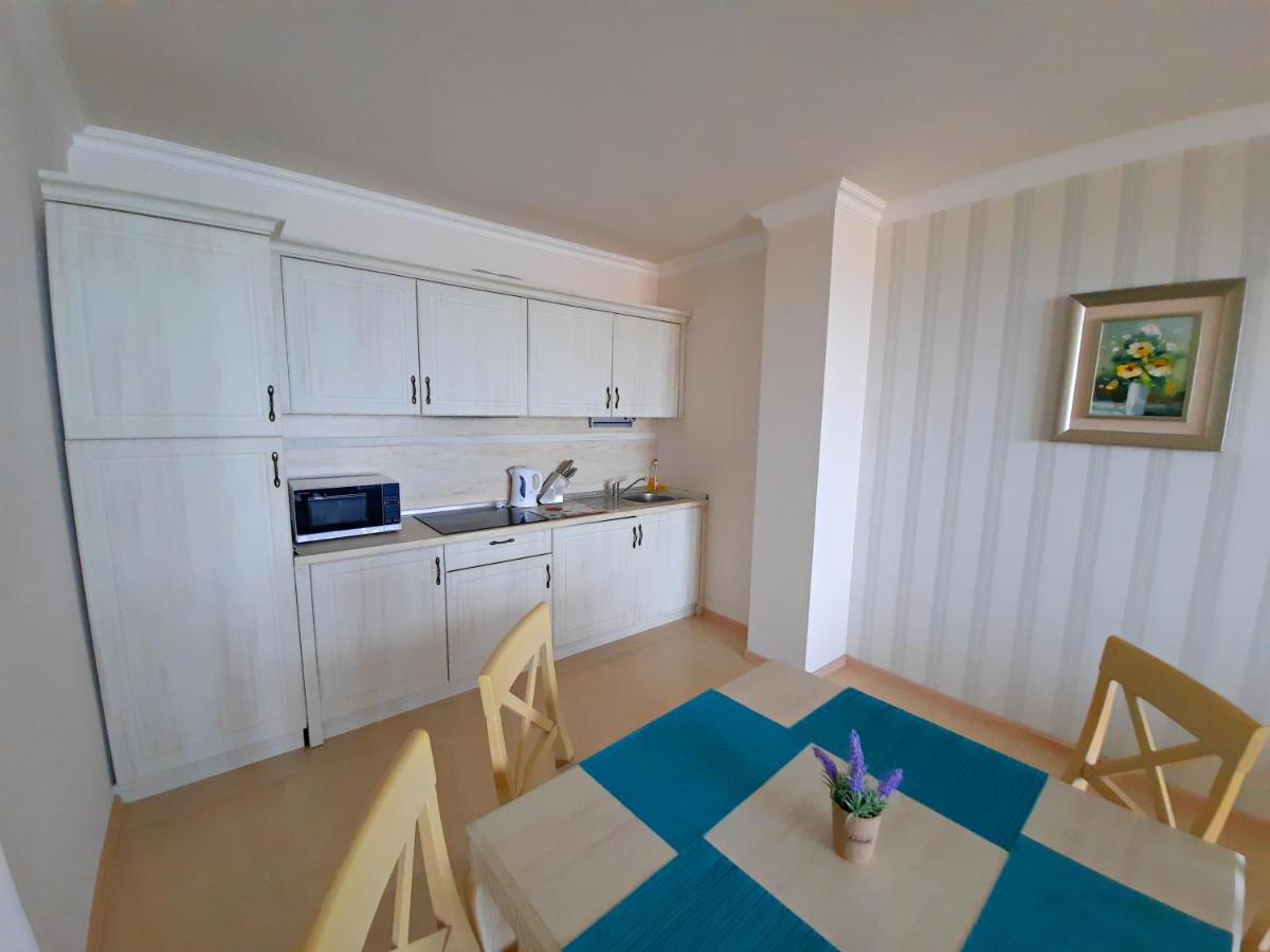 Private Apartments By The Sea With A Large Terrace In Apart Hotel! Pomorie Exterior foto